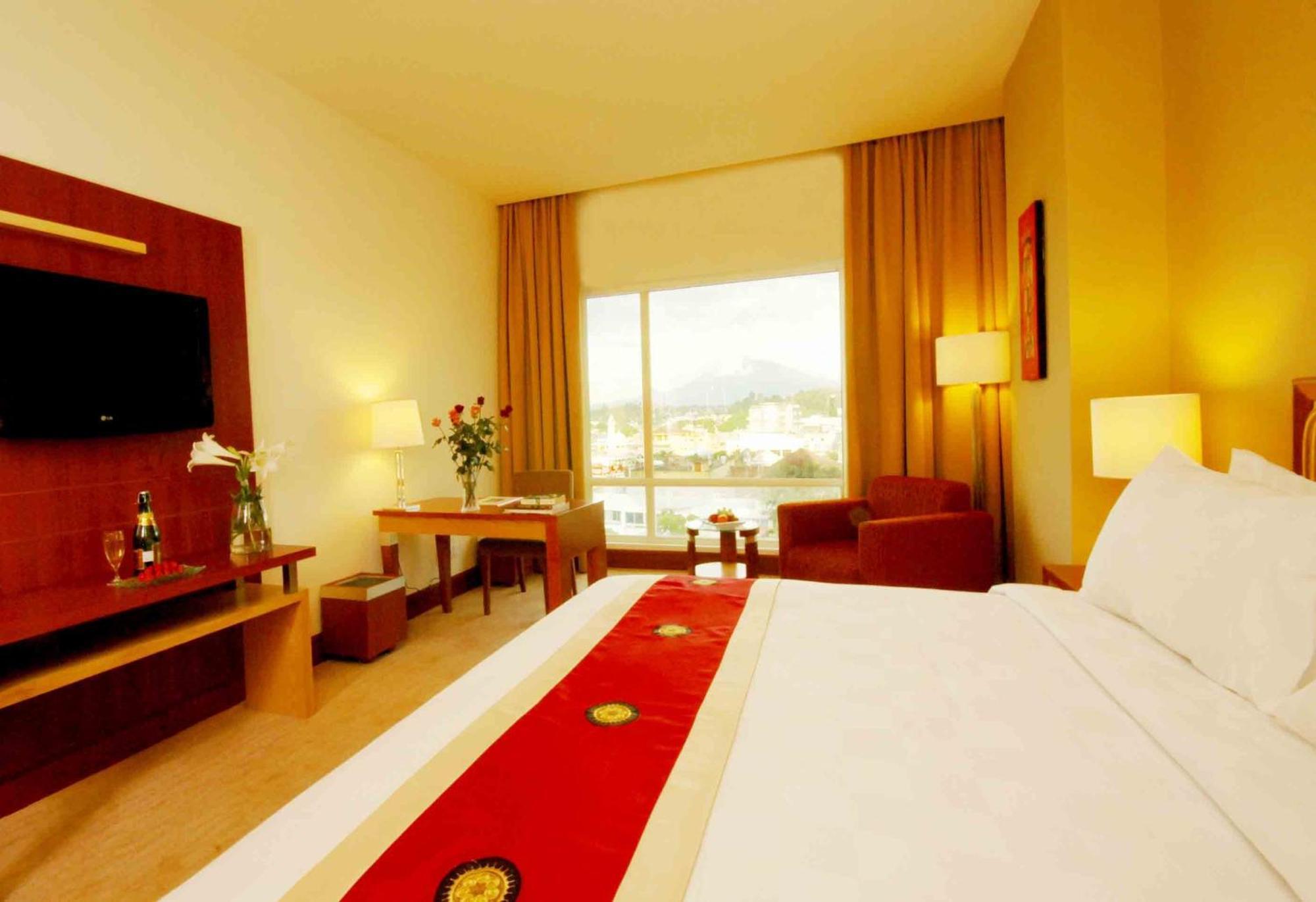 Swiss-Belhotel Maleosan Manado Quarto foto